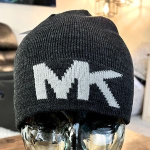 Michael Kors reversible beanie